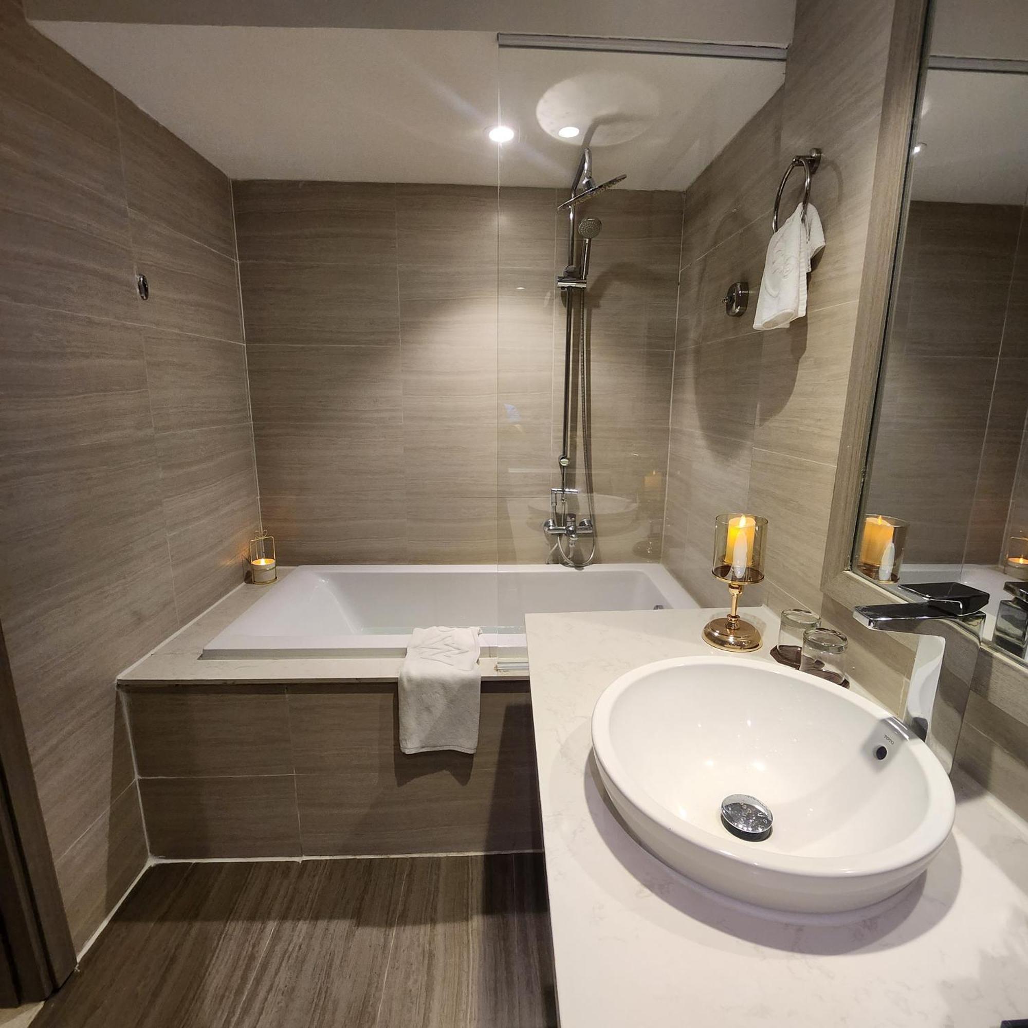 The Mcr Luxury Nha Trang Hotel Exterior photo
