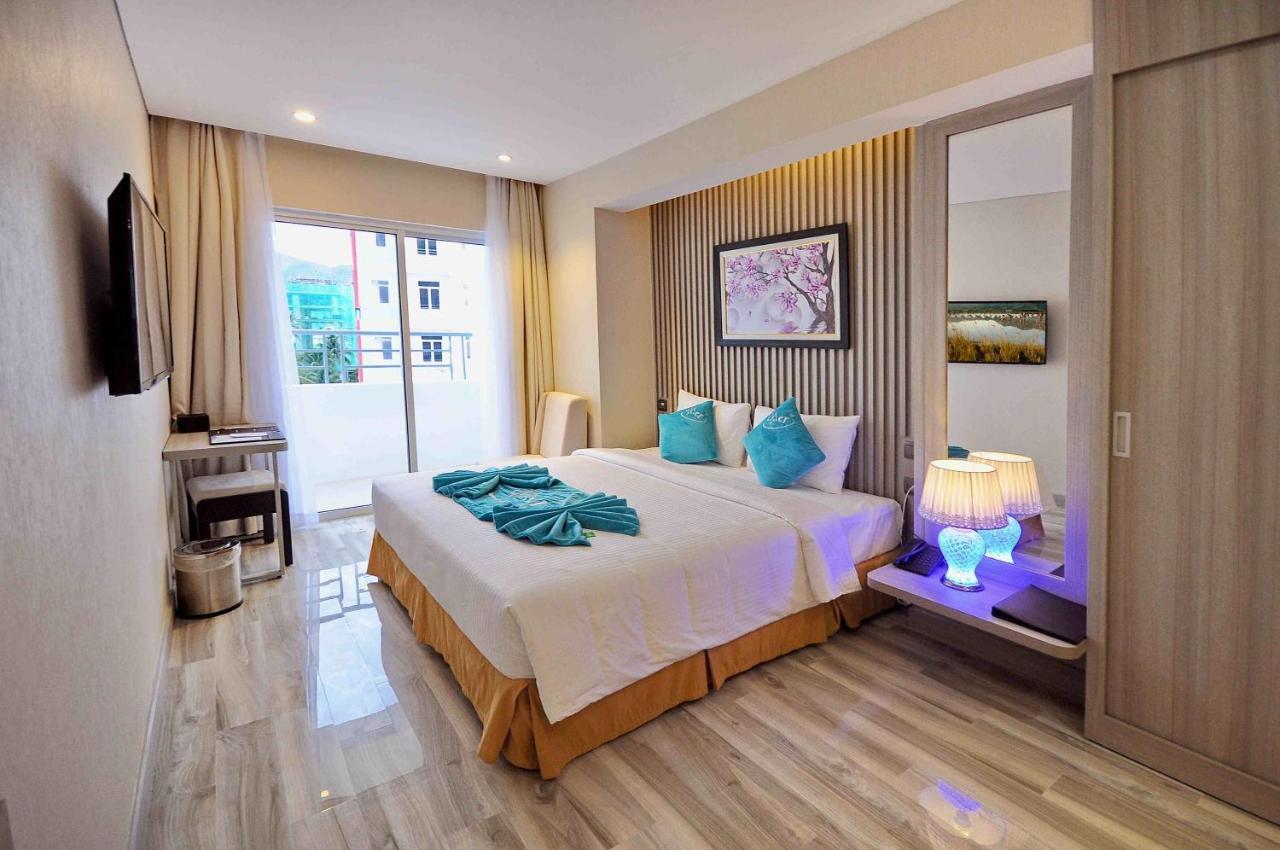 The Mcr Luxury Nha Trang Hotel Exterior photo